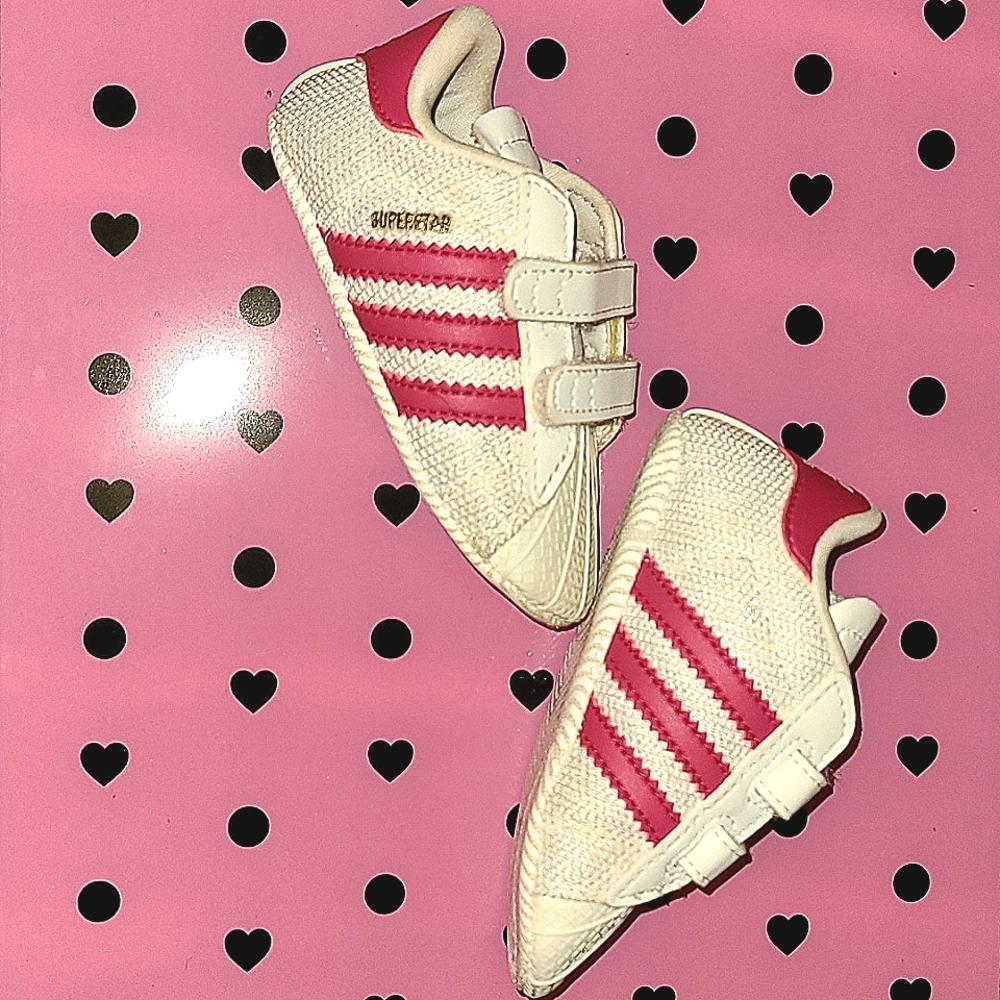 Adidas Superstar size 2K (infants)